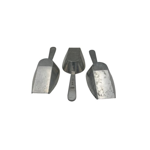 Set of 3 Twoyco Cast Aluminum 250 MM Scoops Ice Flour Farmhouse Kitchen - Picture 1 of 8